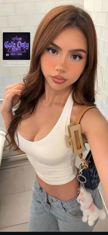 Full leaked Bbyuziiii private onlyfans photo