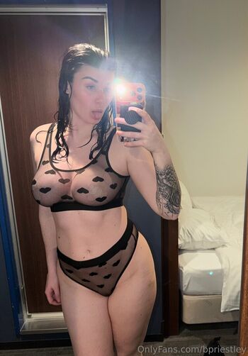 Full leaked Bea priestley private onlyfans photo