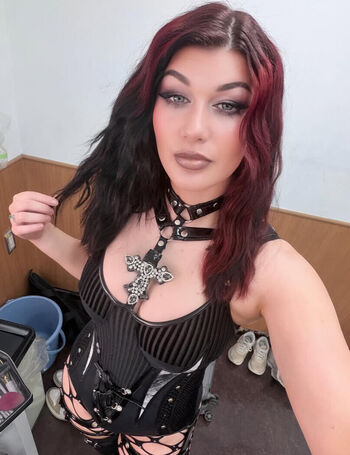 Full leaked Bea priestley private onlyfans photo