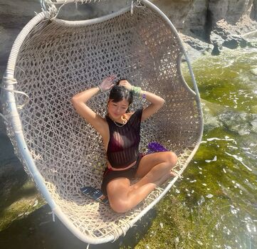 Full leaked Beabadoobee private onlyfans photo