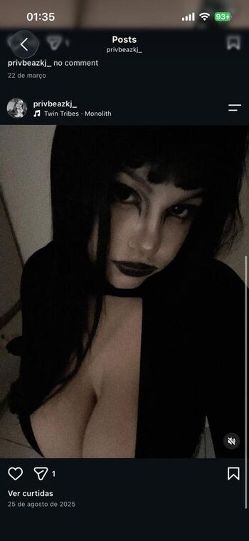 Full leaked Beapoouu private onlyfans photo