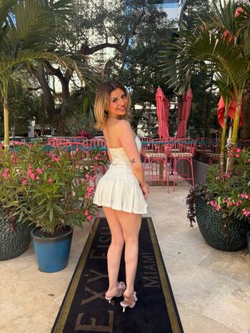 Full leaked Becaangelll private onlyfans photo