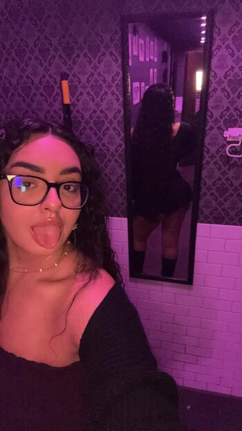 Full leaked Beccanslayzz private onlyfans photo