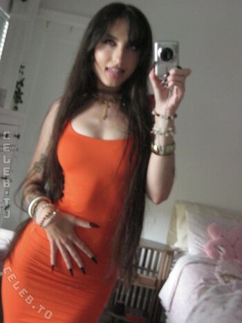 Full leaked Beebee page private onlyfans photo