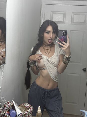 Full leaked Beebee page private onlyfans photo