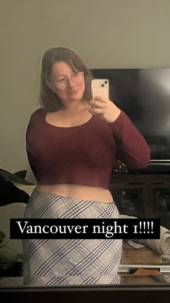 Full leaked Bel larcombe slice of salami  page private onlyfans photo