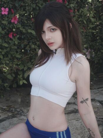 Bella