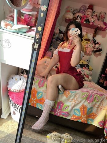 Full leaked Bella private onlyfans photo