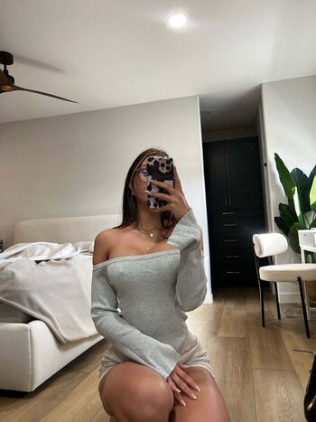 Full leaked Bella baby urfavbellabby  page private onlyfans photo