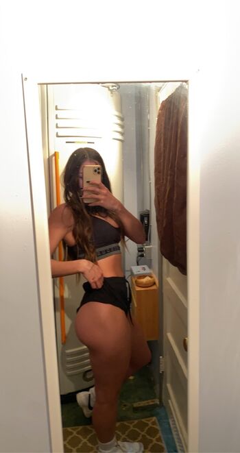 Full leaked Bella baby urfavbellabby page private onlyfans photo