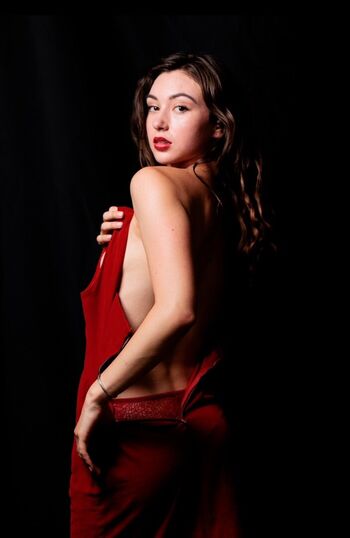 Full leaked Bella ballerina private onlyfans photo