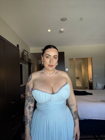 Full leaked Bella davis private onlyfans photo