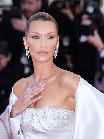Full leaked Bella hadid page private onlyfans photo