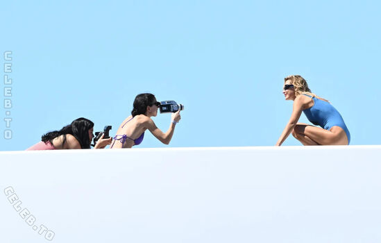 Full leaked Bella hadid private onlyfans photo