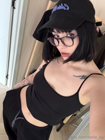 bella_lay