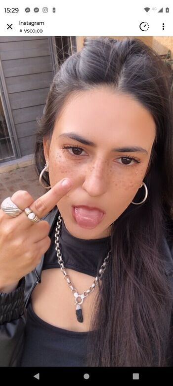 Full leaked Bella minina private onlyfans photo