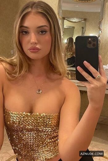 Full leaked Bella podaras private onlyfans photo