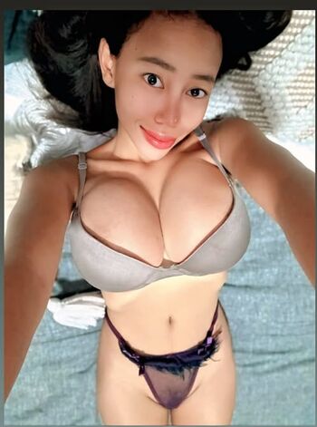 Full leaked Bella putri page private onlyfans photo