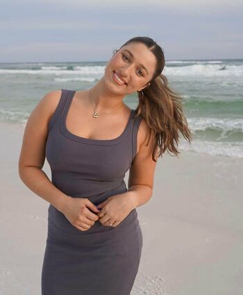 Full leaked Bella robertson private onlyfans photo
