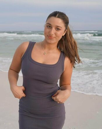 Full leaked Bella robertson private onlyfans photo