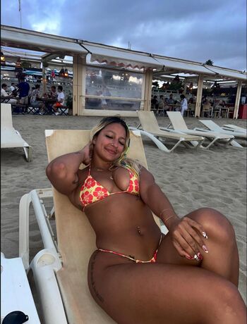 Full leaked Bella thiccc private onlyfans photo