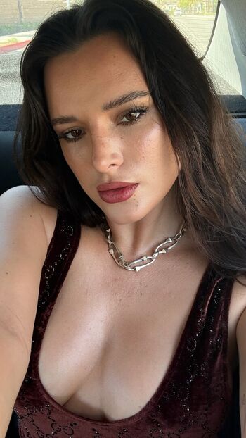 Full leaked Bella thorne  page private onlyfans photo