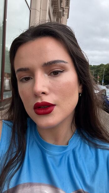 Full leaked Bella thorne  page private onlyfans photo