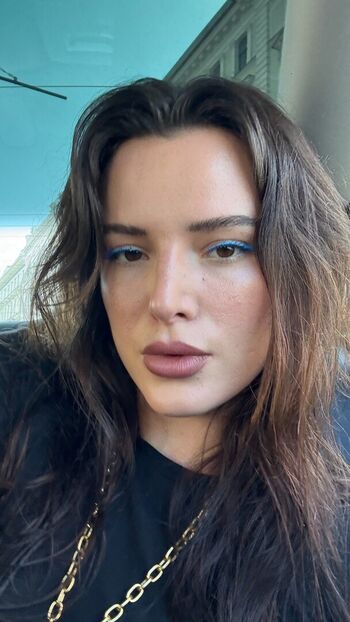 Full leaked Bella thorne  page private onlyfans photo
