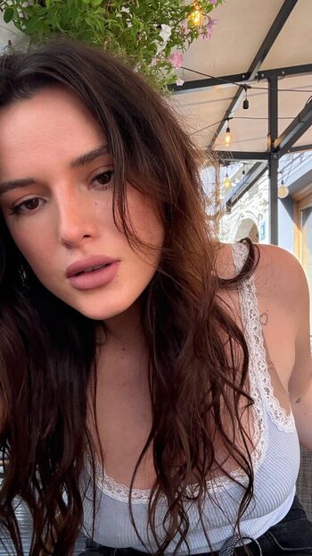 Full leaked Bella thorne  page private onlyfans photo