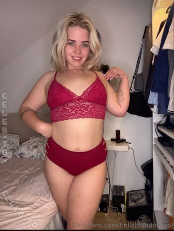 Full leaked Bellablondofficial private onlyfans photo