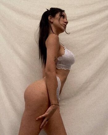 Full leaked Belu ottobri private onlyfans photo