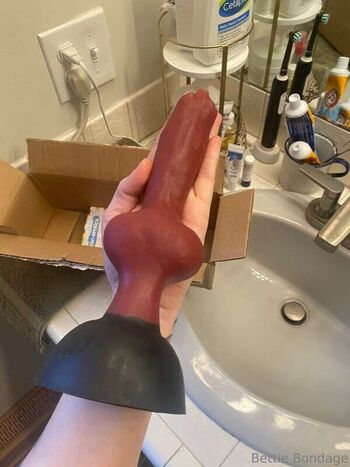 Full leaked Bettie bondage private onlyfans photo