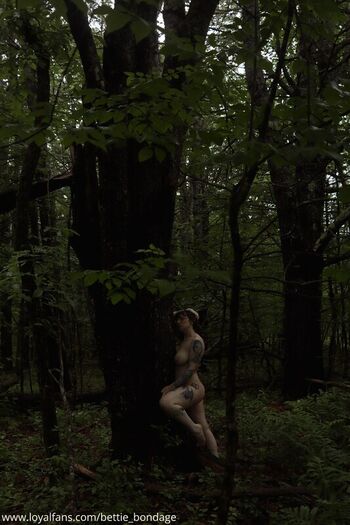 Full leaked Bettie bondage private onlyfans photo
