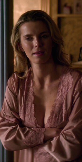 Full leaked Betty gilpin page private onlyfans photo