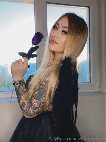 Full leaked Bettyshorrrfree private onlyfans photo
