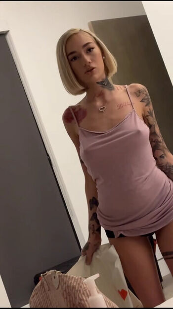 Full leaked Bhad bhabie page private onlyfans photo