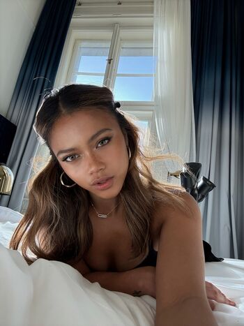 Bianca Bustamante | Racerbia