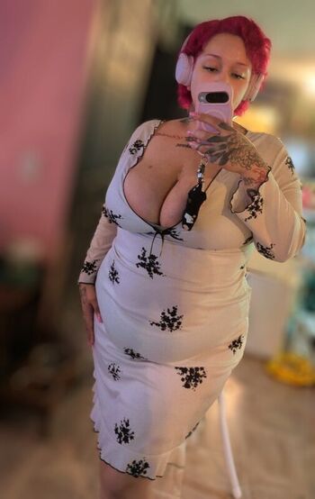 Full leaked Big bimbo baggins private onlyfans photo