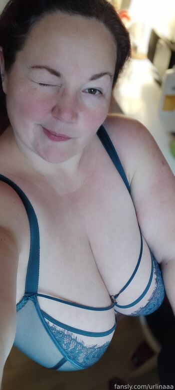 Full leaked Bigapplelinaa private onlyfans photo