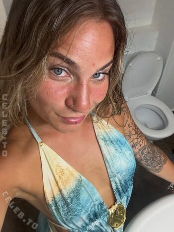 Full leaked Bigbootyroxanne private onlyfans photo