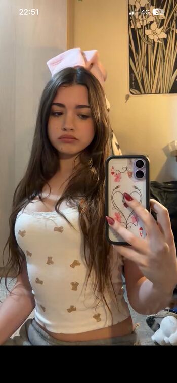 Full leaked Bighazeleyeddoe private onlyfans photo