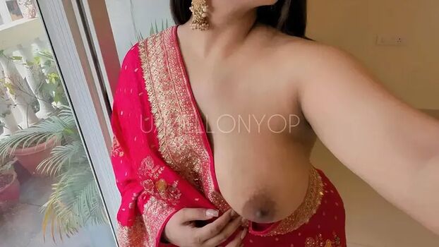 Full leaked Bigmellonslut private onlyfans photo