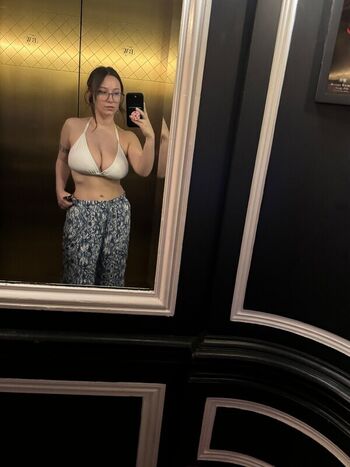 bigtittygothegg