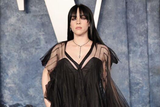 Full leaked Billie eilish  page private onlyfans photo