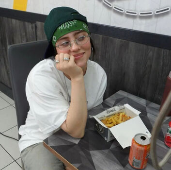 Full leaked Billie eilish private onlyfans photo