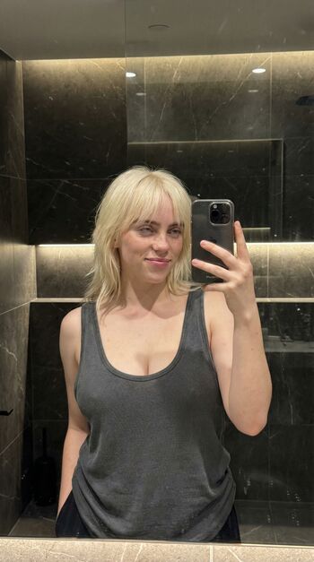Full leaked Billie eilish fake page private onlyfans photo