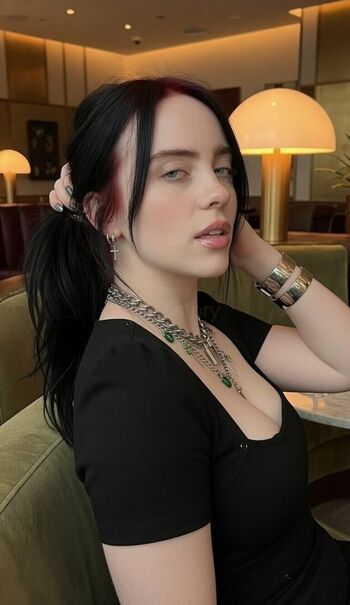 Full leaked Billie eilish fake private onlyfans photo