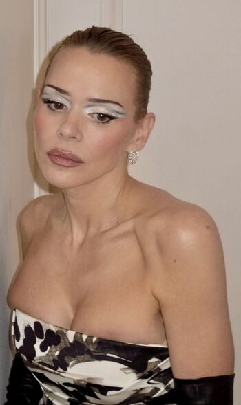 Full leaked Billie piper private onlyfans photo