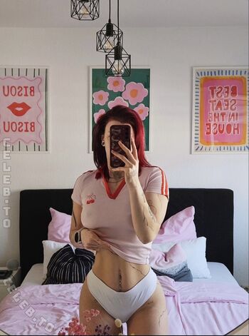 Full leaked Bimbalabambi private onlyfans photo