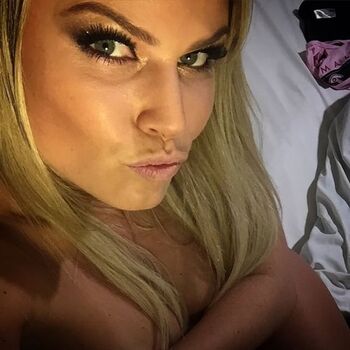 Full leaked Biquinho private onlyfans photo